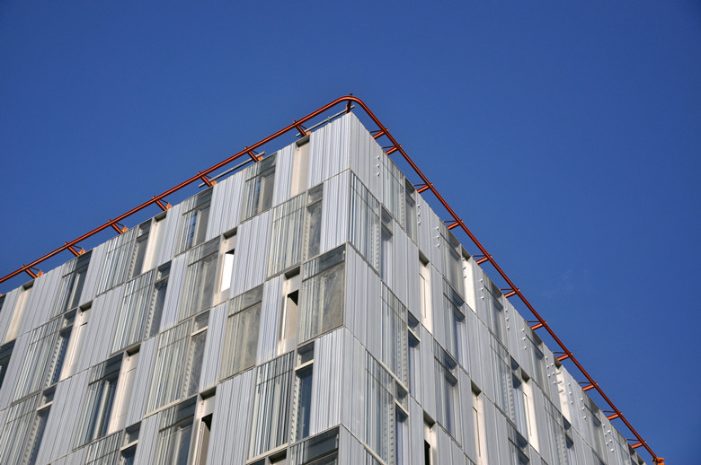 陽(yáng)極氧化鋁幕墻專業(yè)的定制更方便