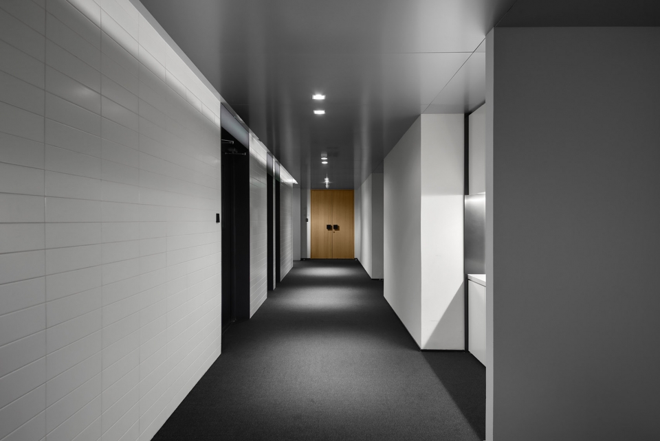 氧化鋁幕墻建筑裝修設(shè)計(jì)使用