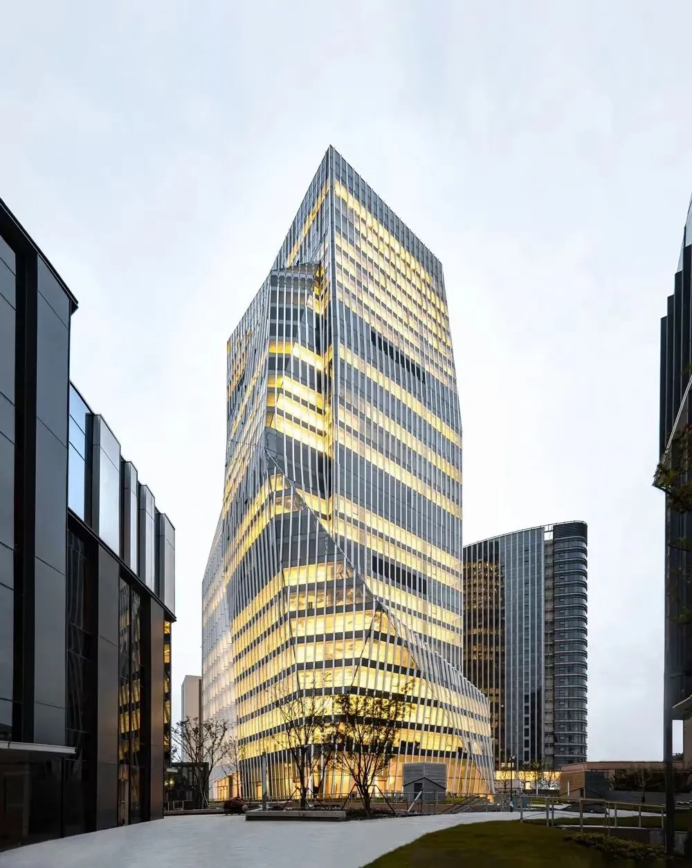 榮膺2016世界建筑節(jié)大獎——新華路K2項目